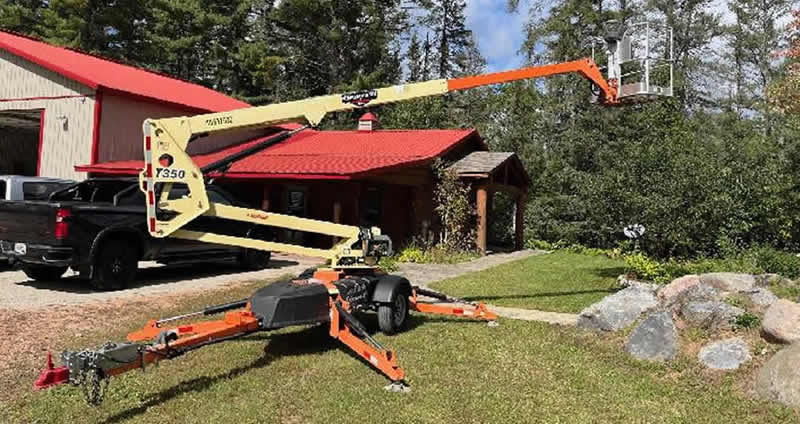 JLG T350 Tow Behind Lift for Rent